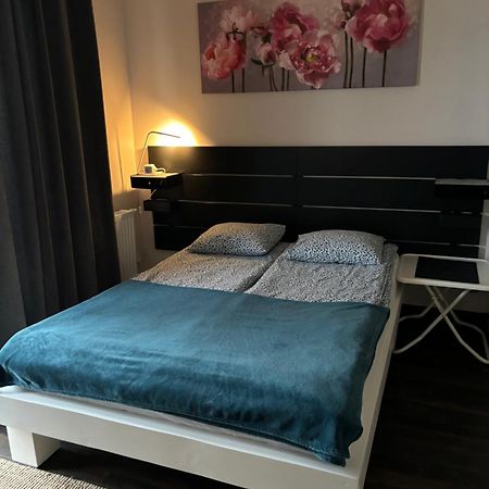 Kawalerka Na Targowej Apartment Torun Bagian luar foto