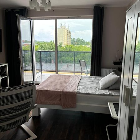 Kawalerka Na Targowej Apartment Torun Bagian luar foto