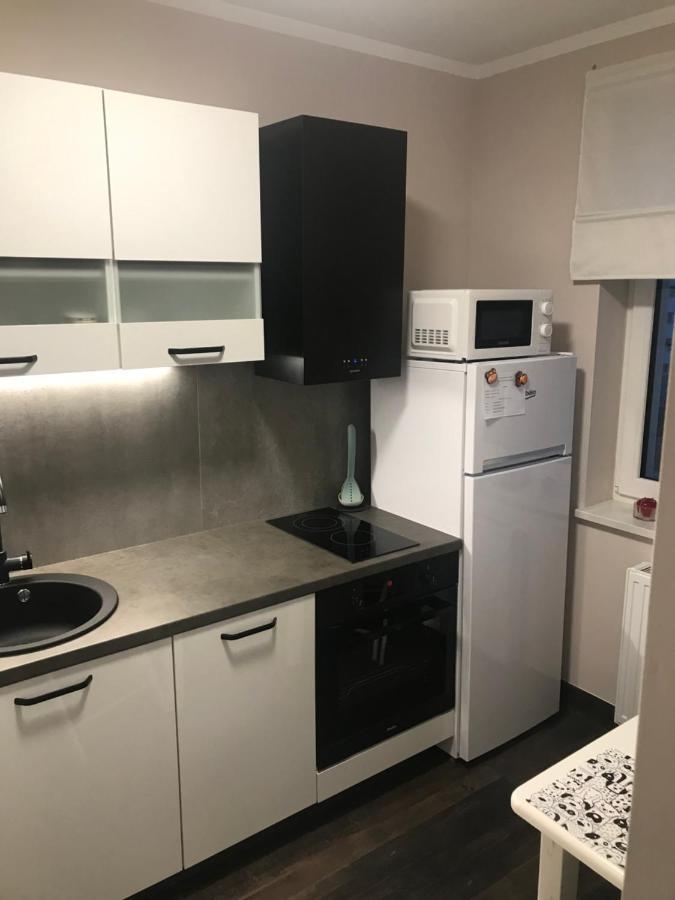 Kawalerka Na Targowej Apartment Torun Bagian luar foto