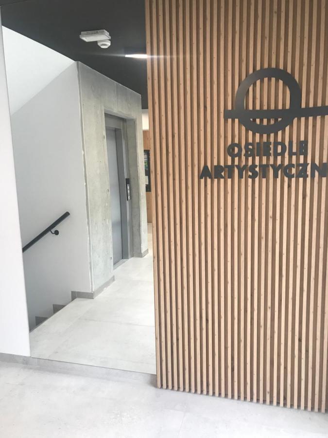Kawalerka Na Targowej Apartment Torun Bagian luar foto